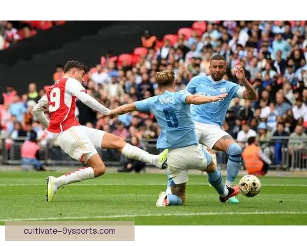 欧洲足坛冬窗风云再起豪门引援动向引发新赛季格局猜想激烈讨论升温