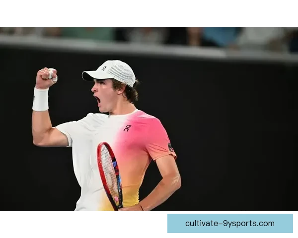 澳网激战再起新星强势崛起老将坚守荣耀书写网坛传奇新篇章赛场风云