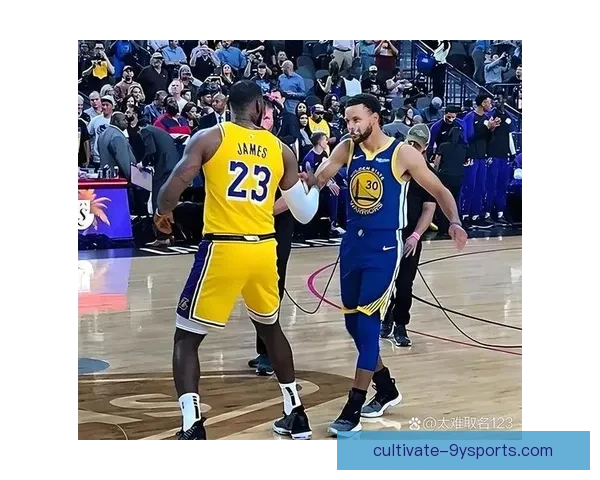詹姆斯关键时刻连得10分率湖人逆转勇士豪取三连胜巩固西部前八席位